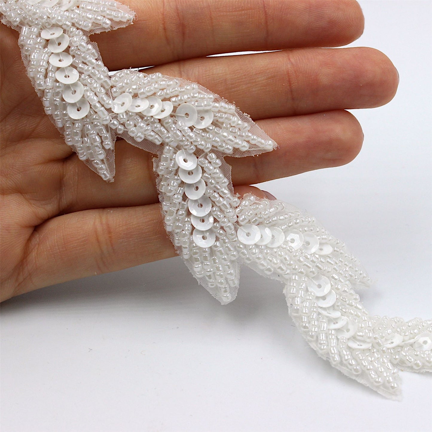 Sequin And Leaf Motif 40mm 7566