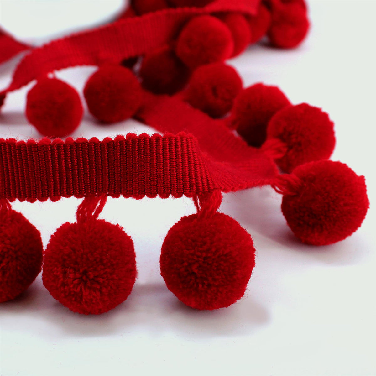 Pom-Pom Fringe Braid - 45mm - by the metre - 5521