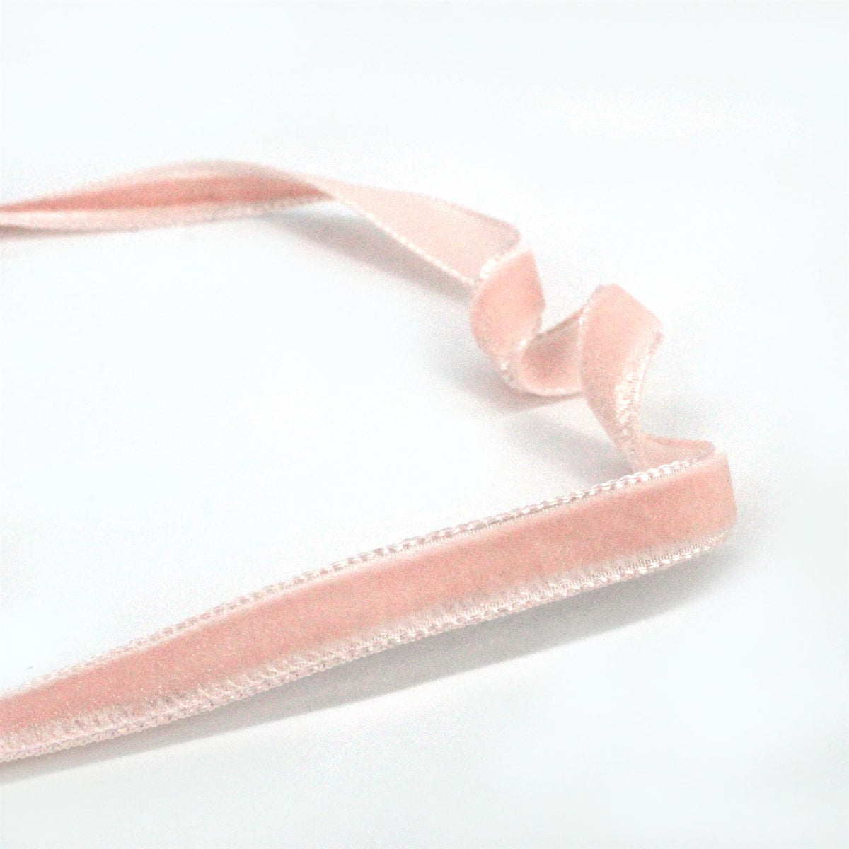 Narrow Velvet Ribbon - 9mm x 10 metres - 6002