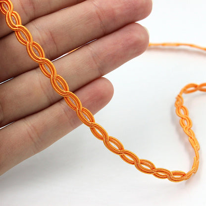 Tiny Figure Eight Loop Braid 5mm x 1m - 8009
