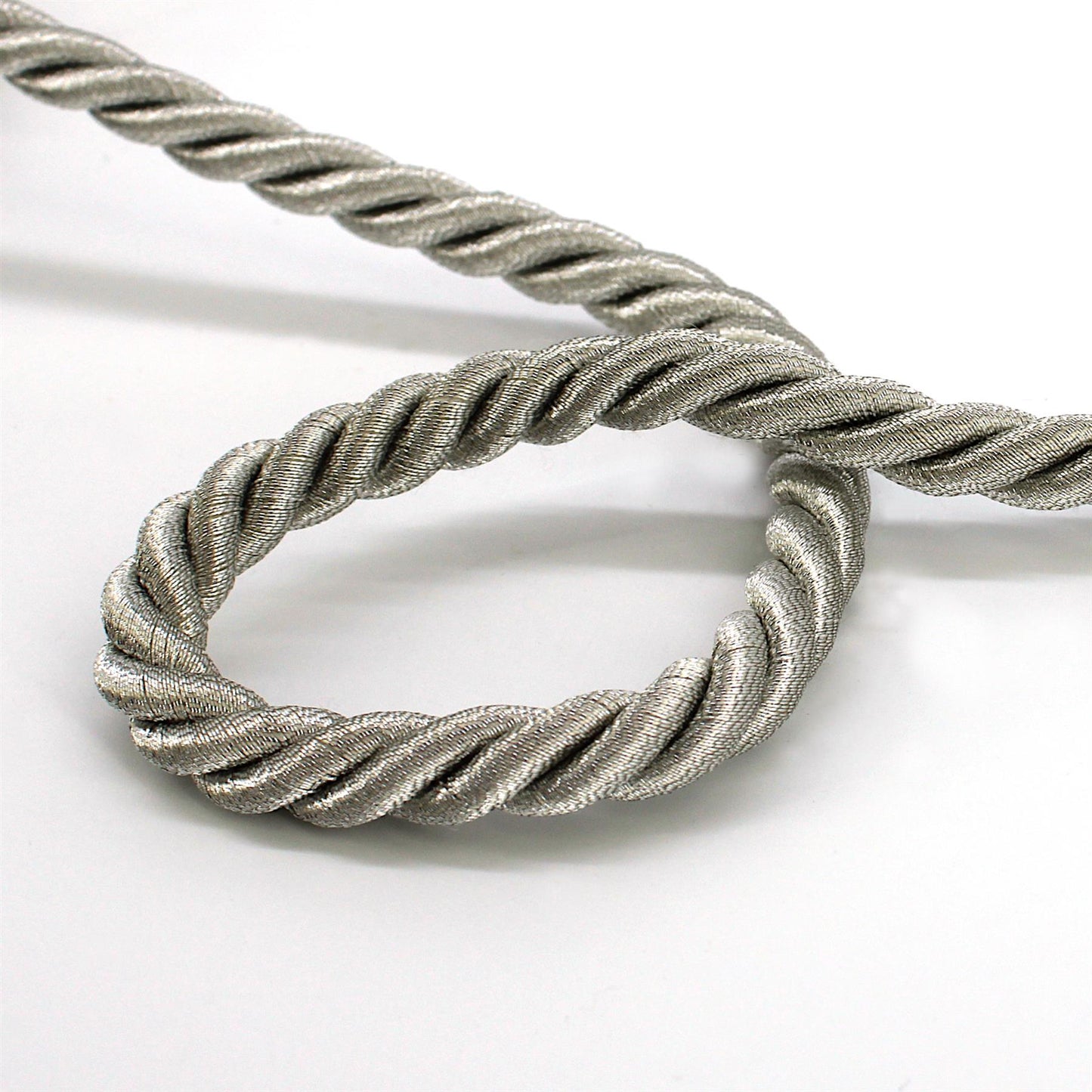 Twisted Metallic Cord - Silver - 7mm - by the metre - 8539