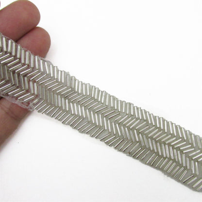 Zigzag Patterned Bugle Braid - 20mm - by the metre - 7913