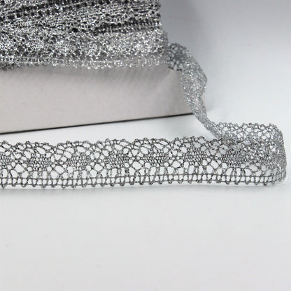 Scalloped Metallic Lace 20mm x 1m - 6328