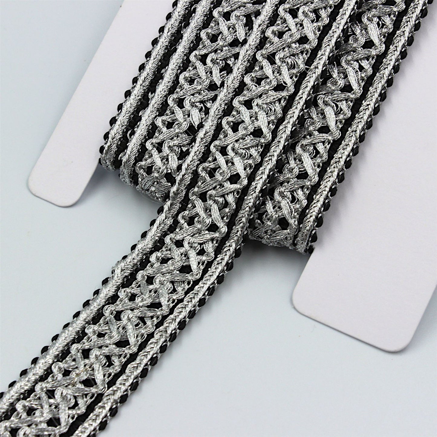 Metallic Braid With Criss-Cross Design 20mm 8645