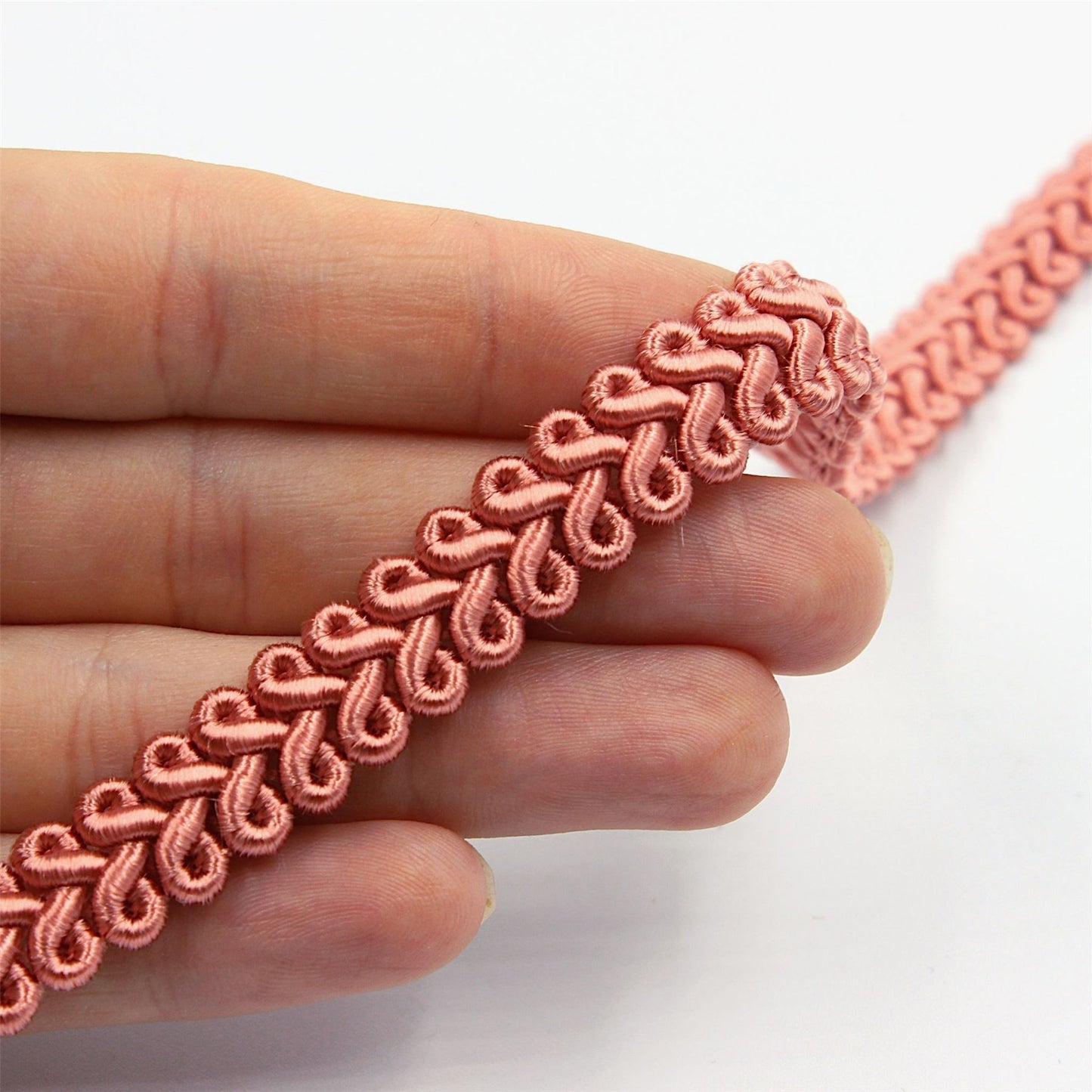 Gimp Braid In Feather Design 12mm 9893