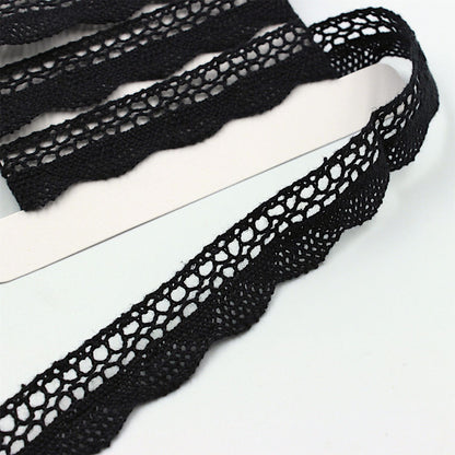 Single Scalloped Edge Lace 18mm 9233