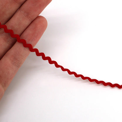 Serpentine Ric Rac Braid - by the metre - 6029