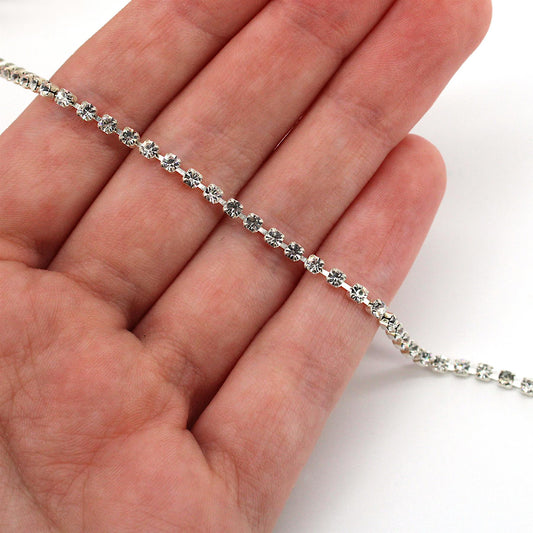 Tiny Diamante Chain - Clear - 2.5mm - by the metre - 9284