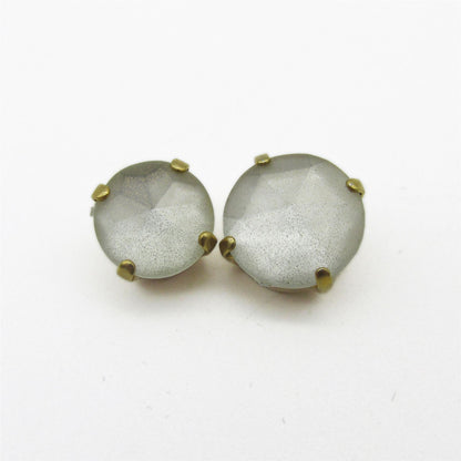 Opaque Crystal in Gold Claw Button - 5303