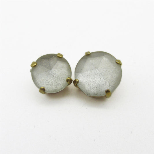 Opaque Crystal in Gold Claw Button - 5303