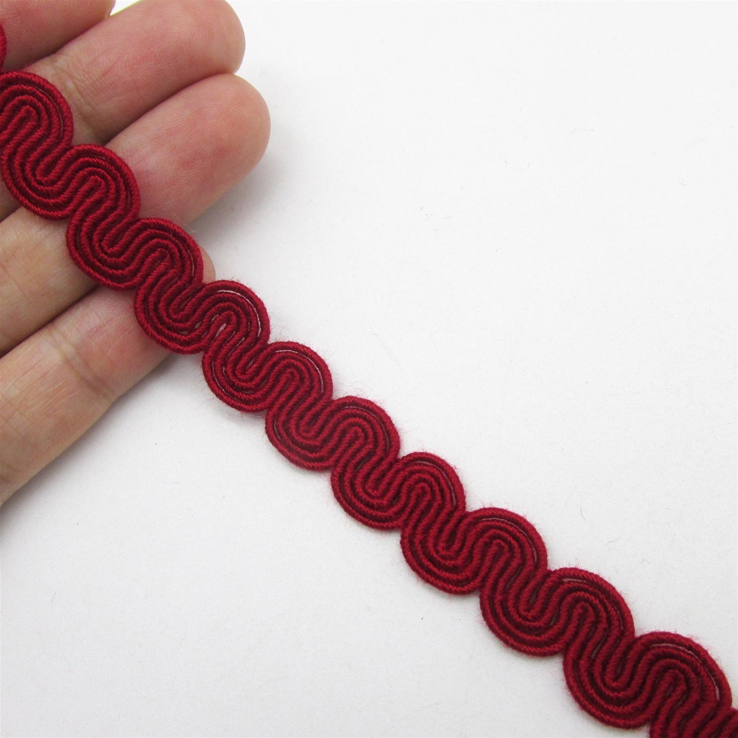 Wavy Gimp Braid - Red - 15mm - by the metre - 3271