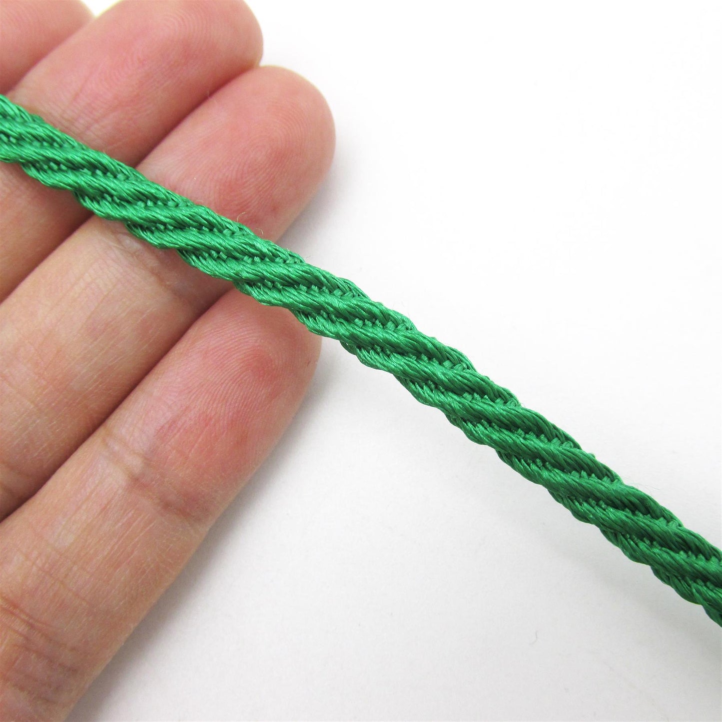 Barley Twist Cord - 5mm x 20 metres - 6504