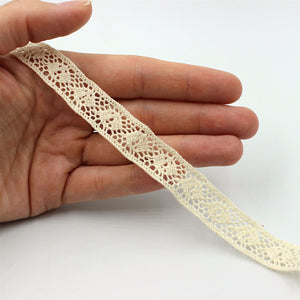 Lace With Double Straight-Edge 15mm Cotton 8926