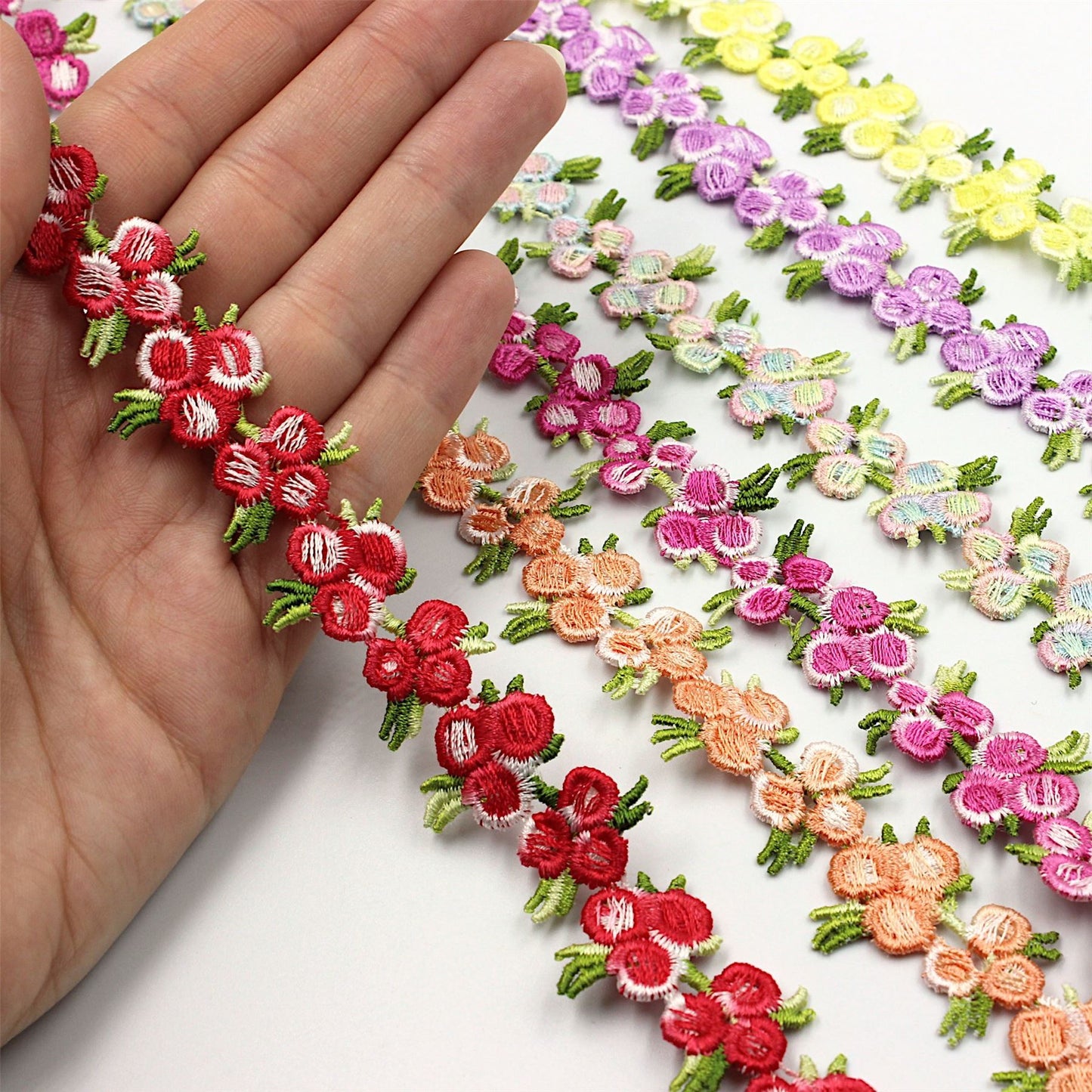 Flower Guipure Lace Braid - by the metre - 5375