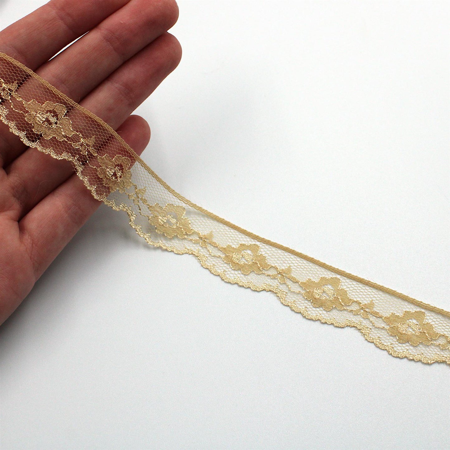 Floral Nylon Lace 22mm x 1m - 9951