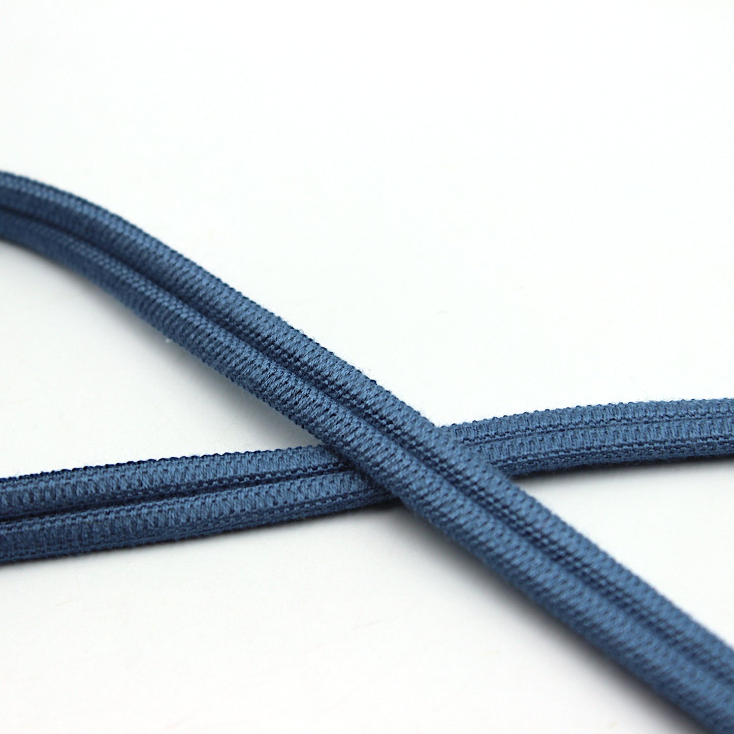 Double Piping Braid With Grooved Centre 10mm 9966