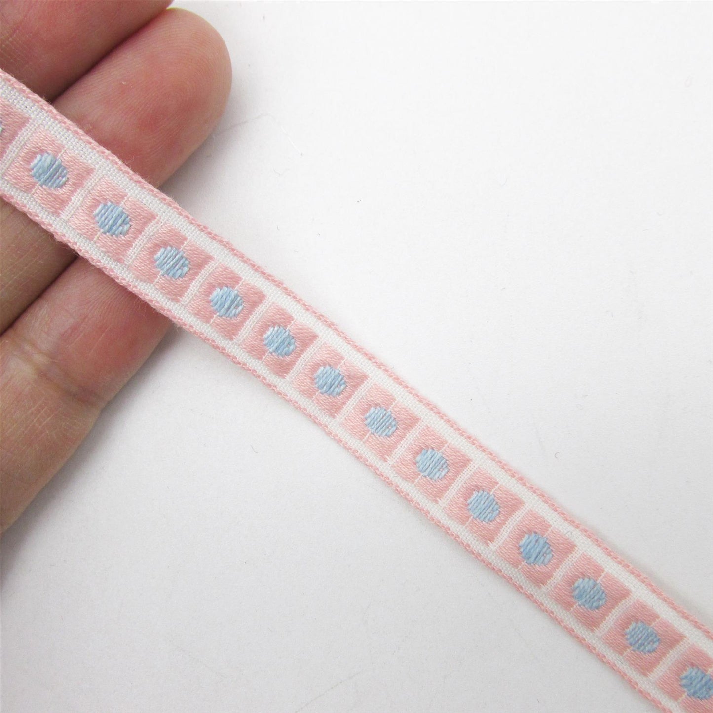 Braid with Contrasting Circle Pattern - by the metre - 4579
