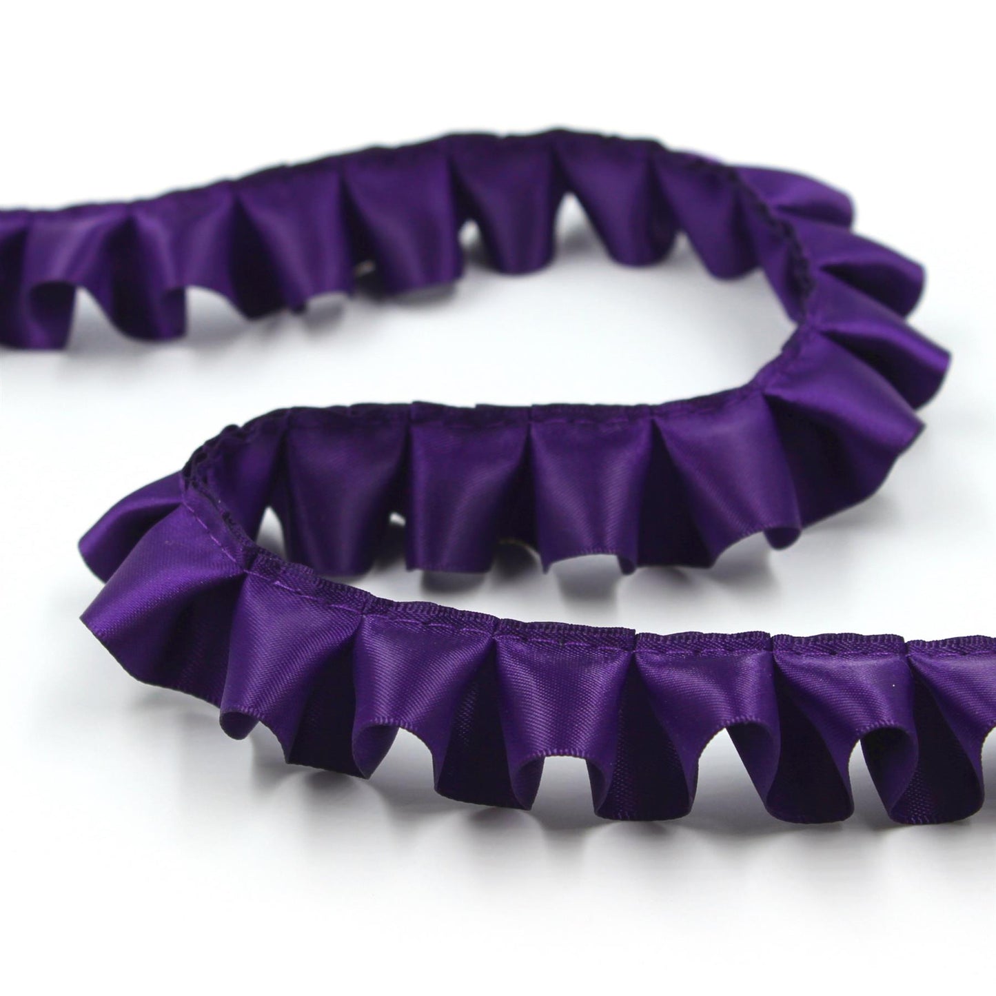 Box Pleated Double Satin Ribbon - 25mm - by the metre - 7232