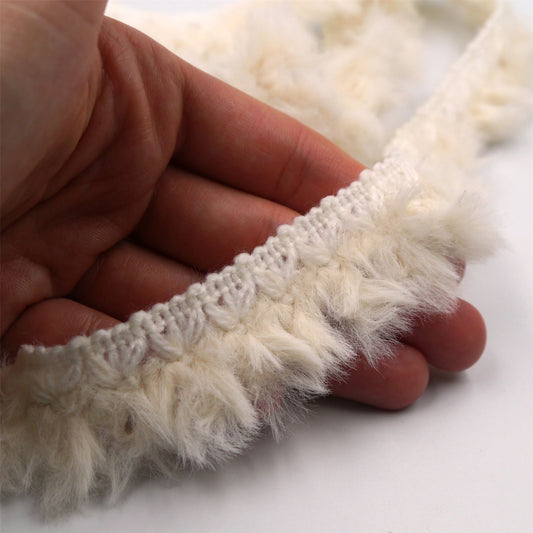 Faux Fur Fringe Trimming IVORY 20mm 6914