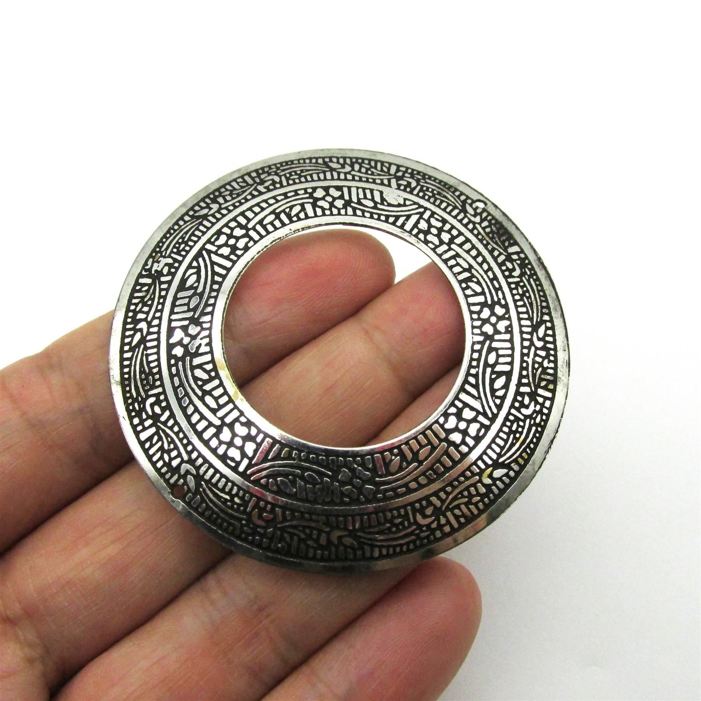 Patterned Metal Plate Ring - 57mm - 9991