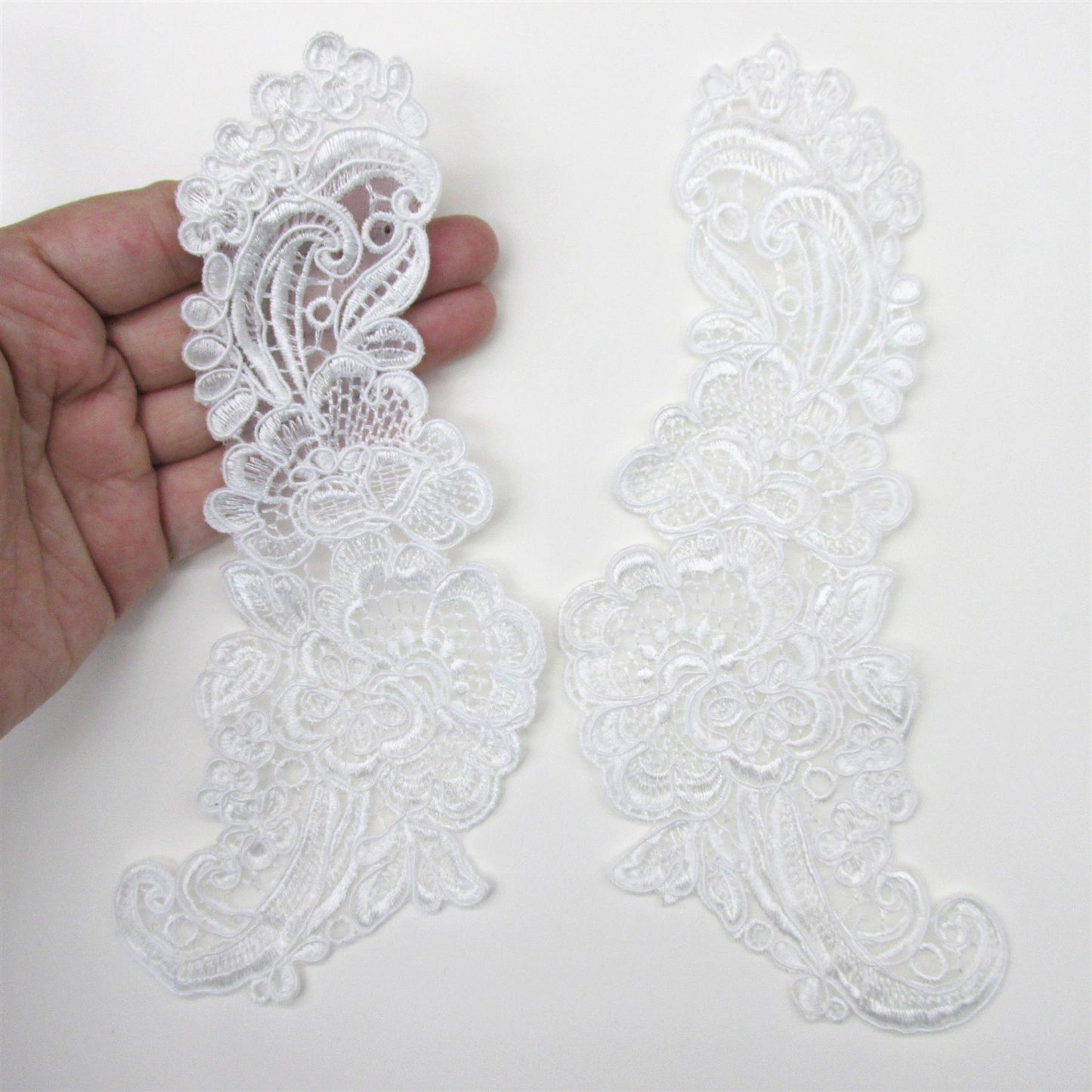 Corded Lace Motif Pair - 20cm - Pair - 5366