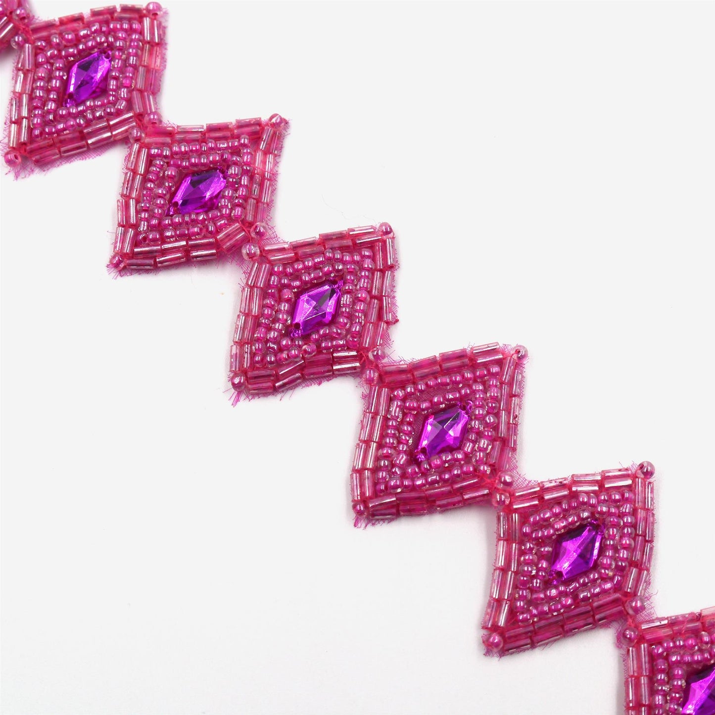 Diamond Pattern Stones and Beads Braid x1m - 7468