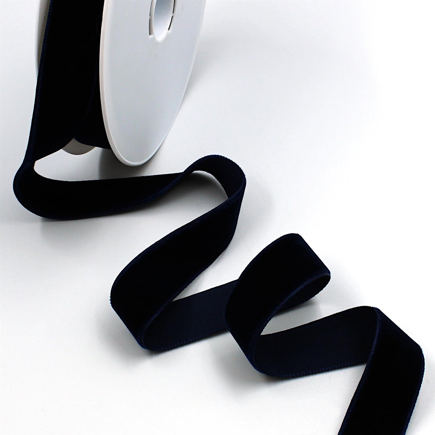 Velvet Ribbon - 23mm x 10 metres - 6002