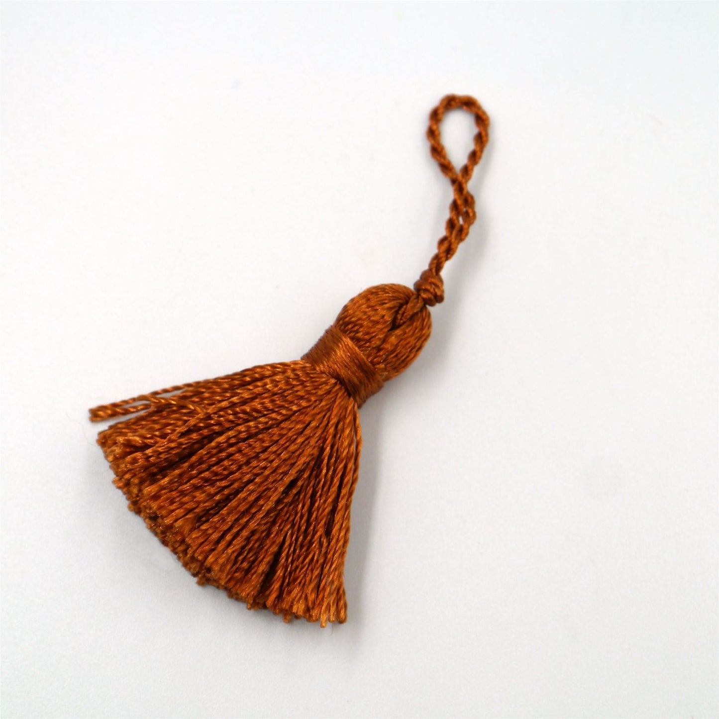 Silky Polyester Tassel 9932