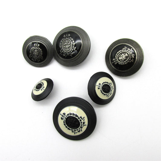 Metallic Button With Emblem 6313