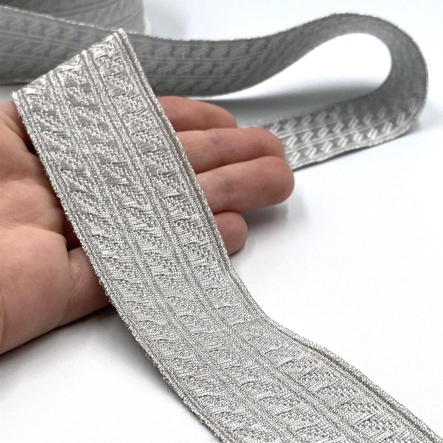 Metallic Braid with Embossed Row Design x 1m - 7548