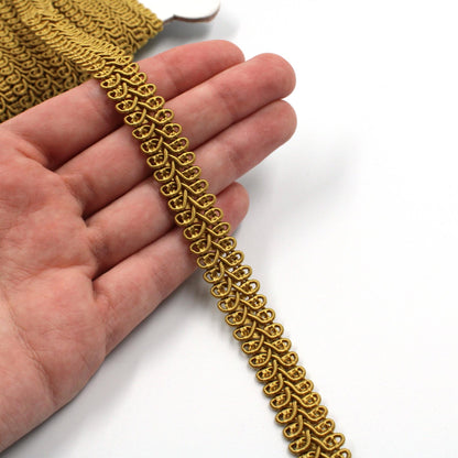 Viscose 'Feather' Gimp Braid 13mm x 1m - 5496
