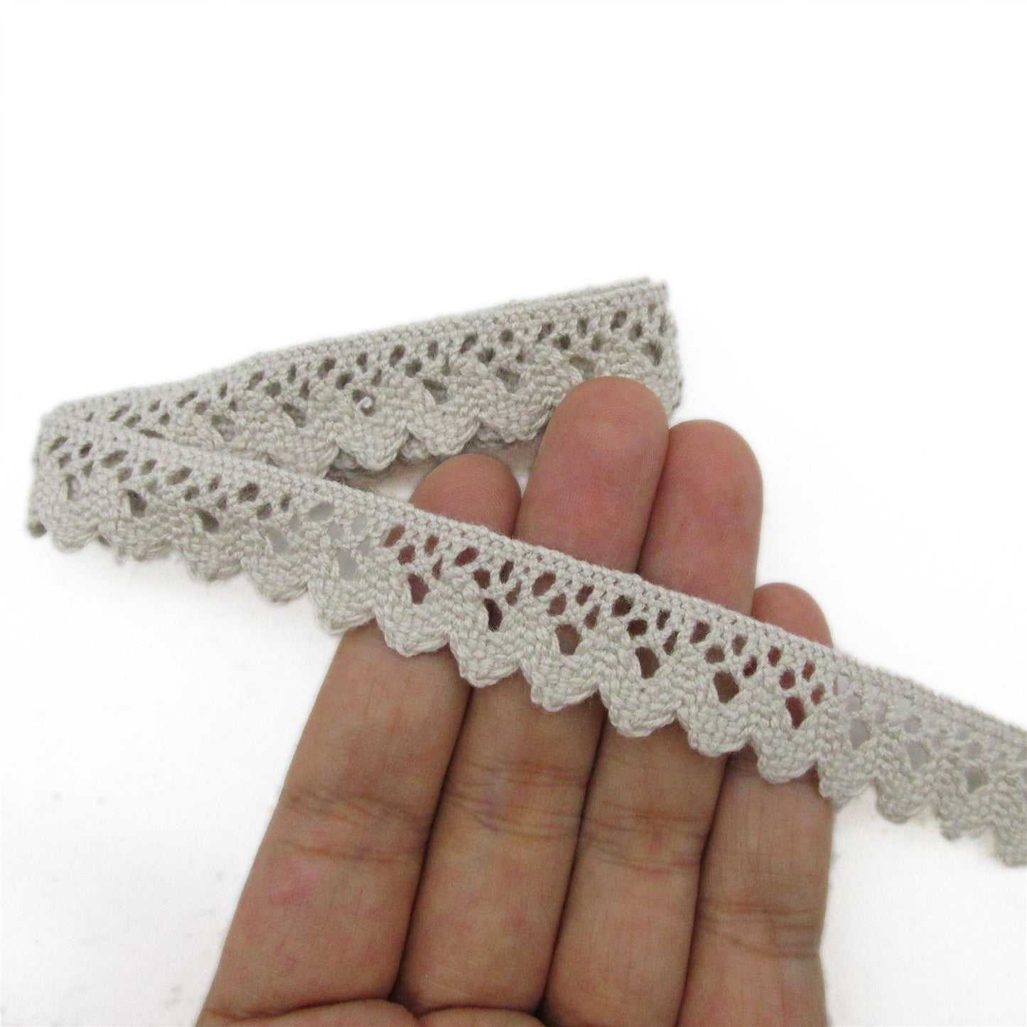 Scalloped Edge Crochet Style Lace - Natural - 15mm - by the metre - 5003