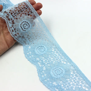 Wide Scalloped Lace 8cm 3280