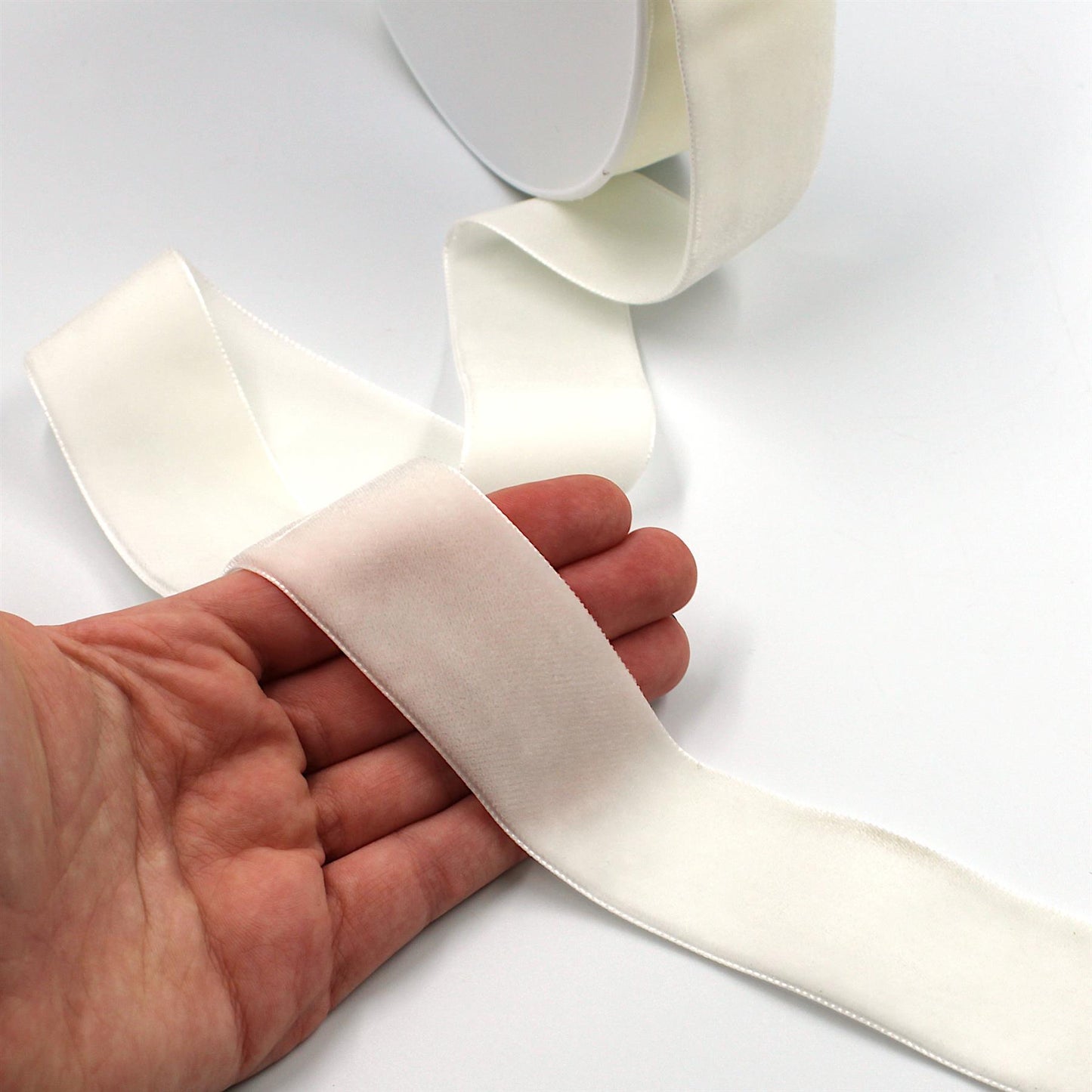 Velvet Ribbon - 36mm x 10 metres - 6002