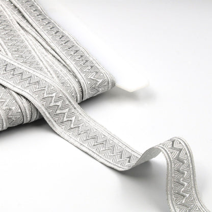 Zig Zag Patterned Metallic Braid x 1m - 8343