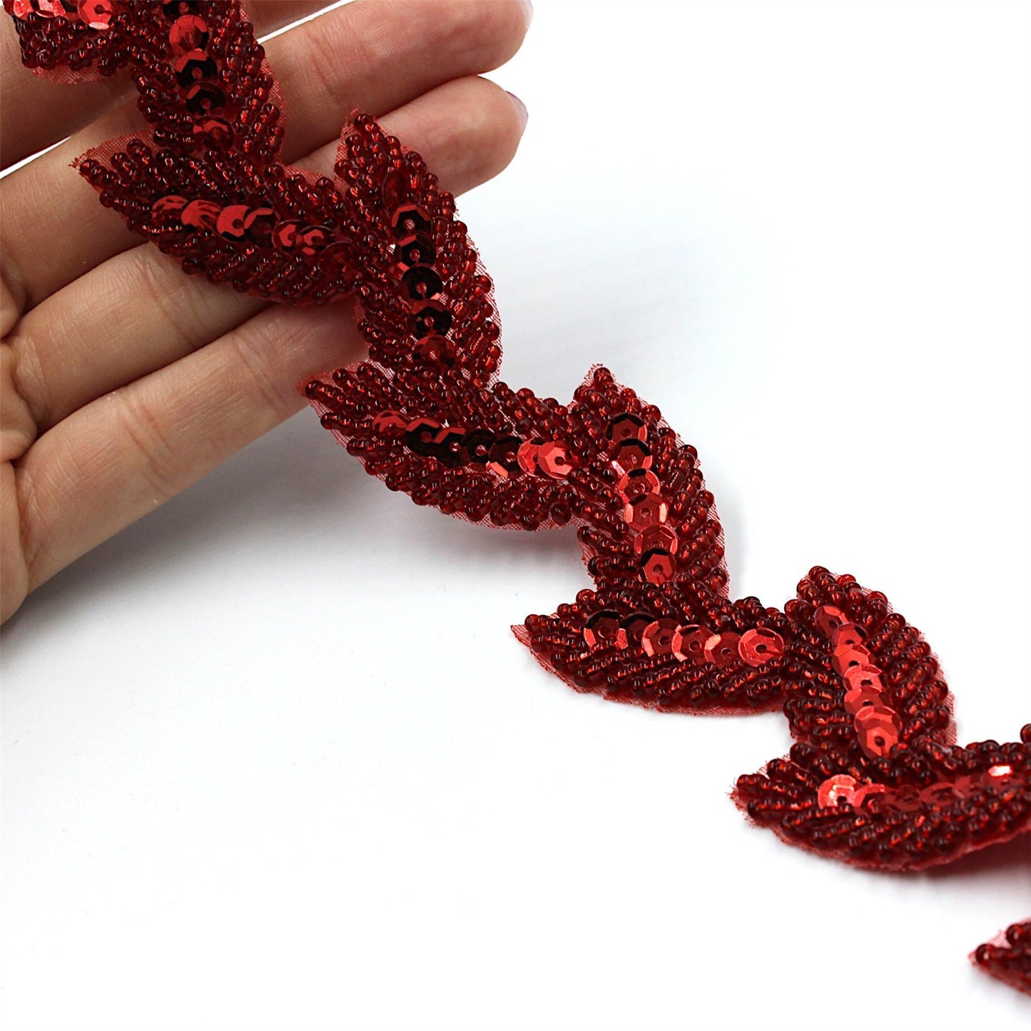 Sequin And Leaf Motif 40mm 7566