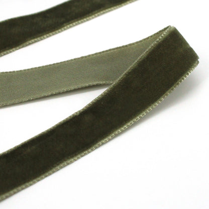 Velvet Ribbon - 16mm x 10 metres - 6002