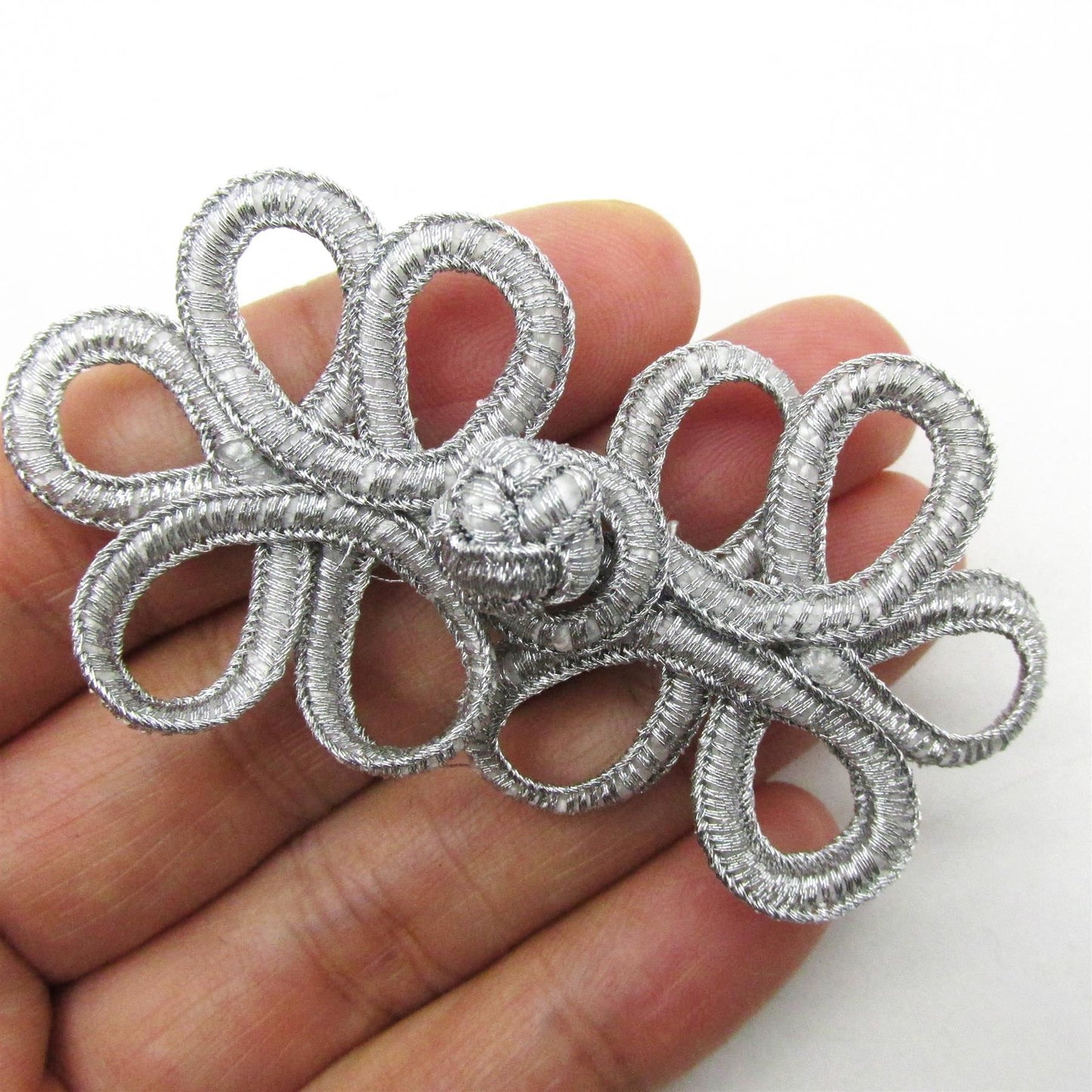 Five Loop Metallic Frog - Silver - 7cm - 8060