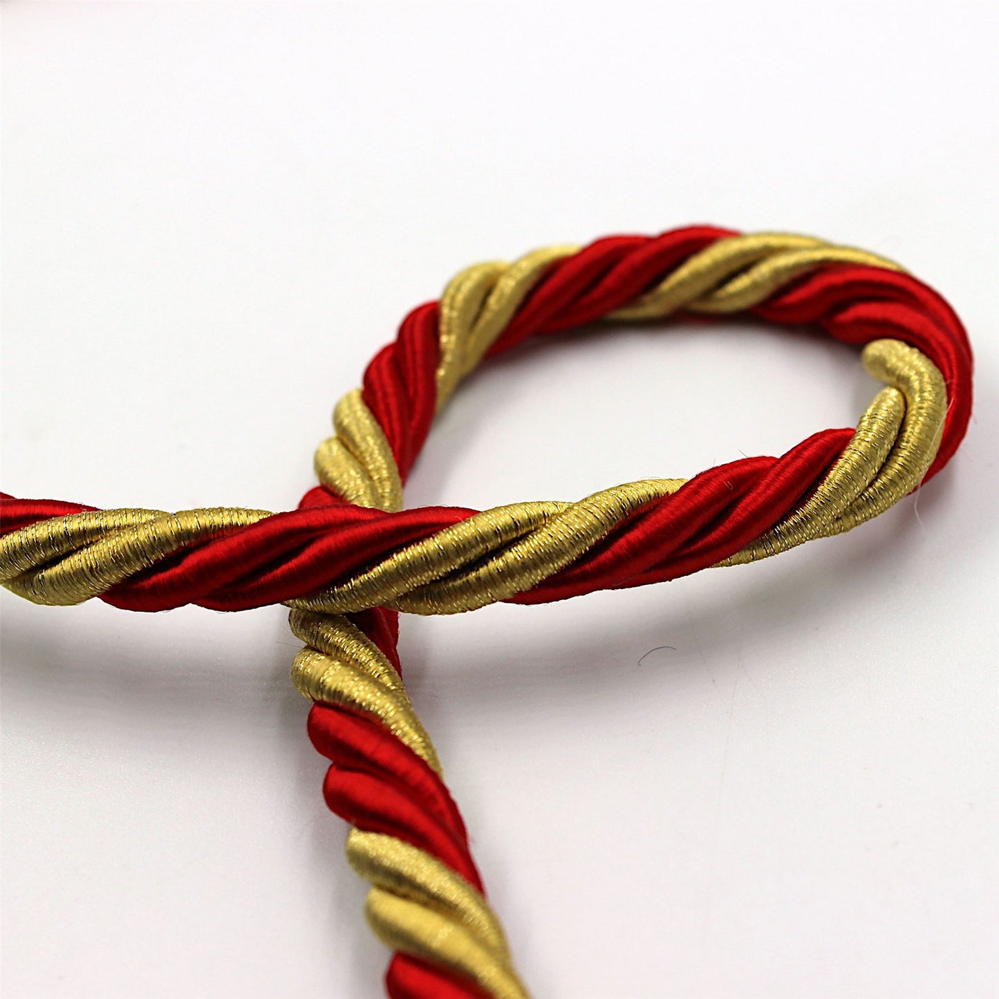 Red And Metallic Gold Twisted Cord 8127