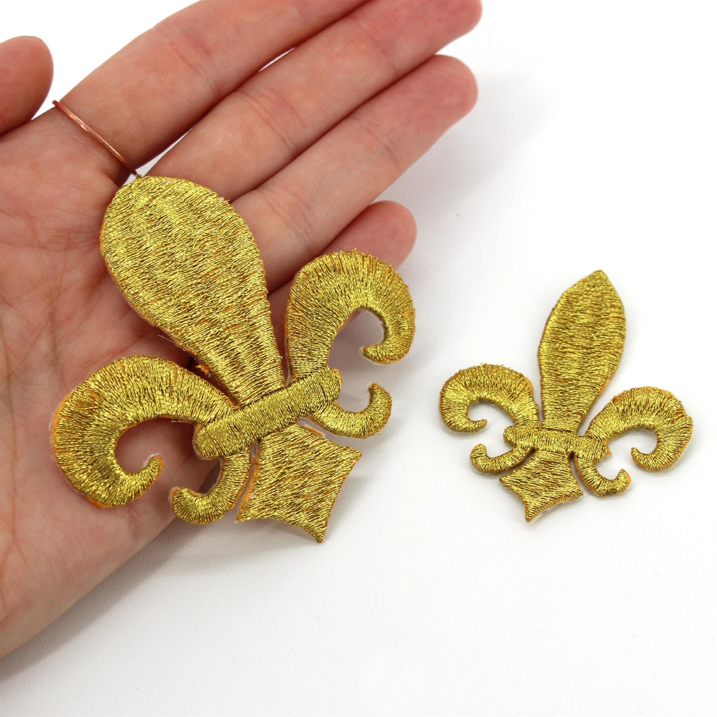 Fleur De Lys Metallic Motif Iron-On - 5614