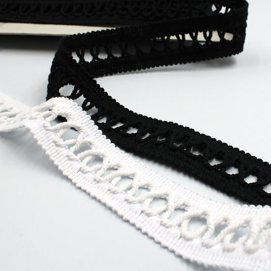 Criss Cross Openwork Cotton Braid 30mm x 1m - 6149