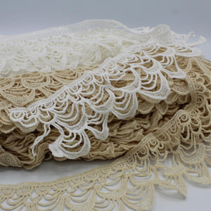 Guipure Lace With Layers Of Scallops 8650