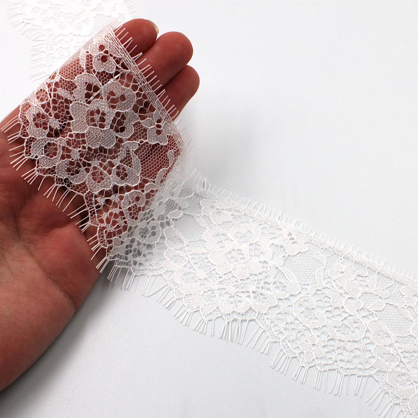 Eyelash Lace - 68mm x 3 metres - 5601