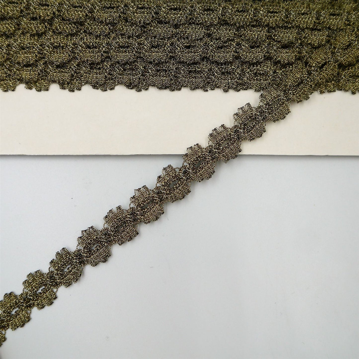 Elasticated Metallic Lace 15mm 9857