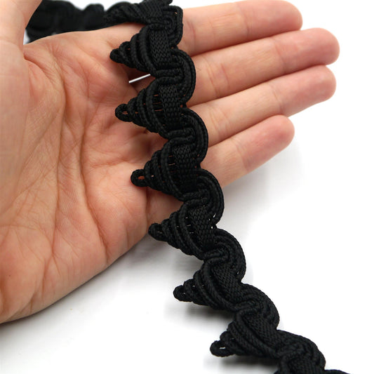 Pointed Decorative Braid - 30mm - by the metre - 6489