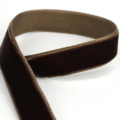 Velvet Ribbon - 16mm x 10 metres - 6002