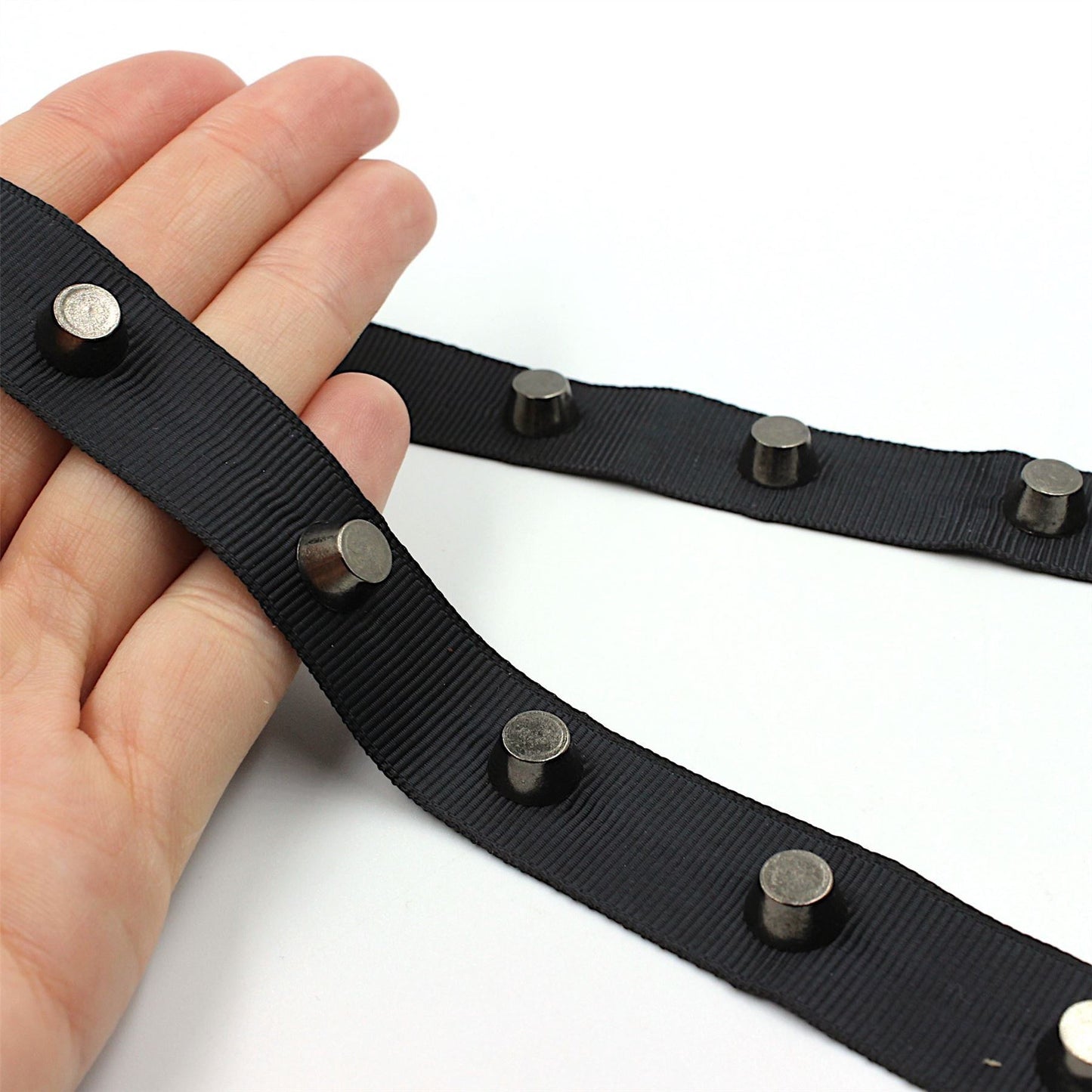 Cone Studded Grosgrain Braid 18mm x 1m - 9751