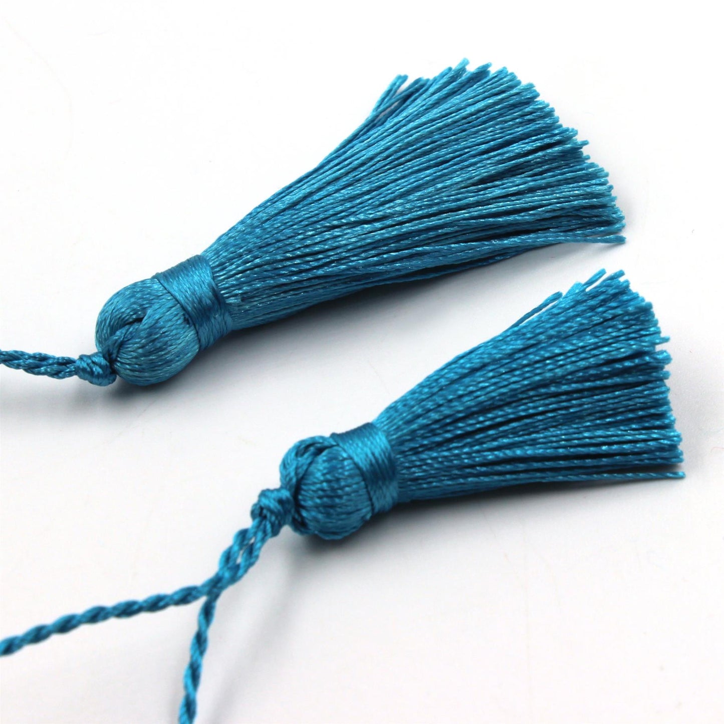 Silky Polyester Tassel 9932