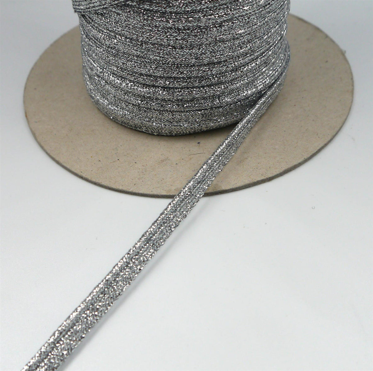 Lurex Insertion - Silver - 2mm - by the metre - 4327