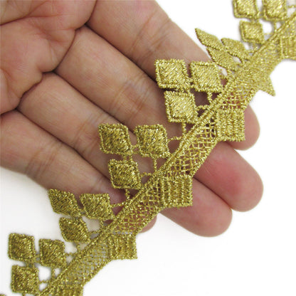 Guipure Lace Triangles - 35mm - by the metre - 9341